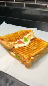 دوتس صانعة الساندوتش